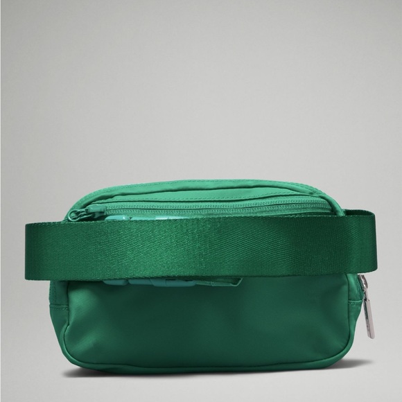 Lululemon Emerald Ice Everywhere Belt Bag 1L - Picture 3 of 6
